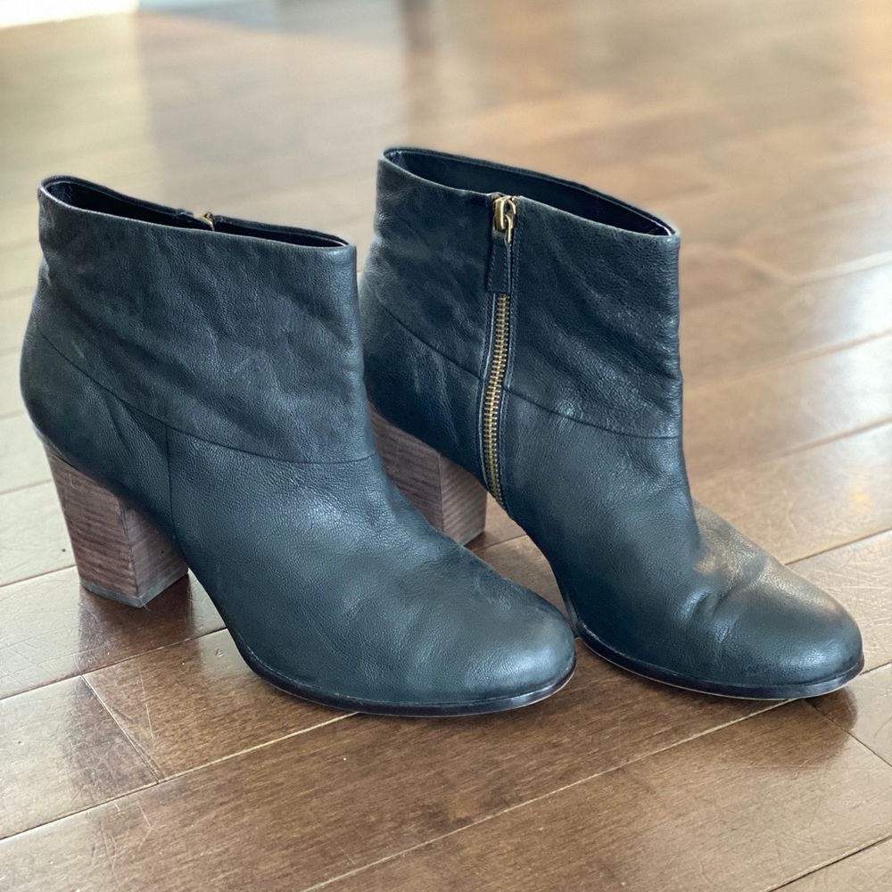 Cole Haan Nike Air Woman’s Cassidy, Black Booties